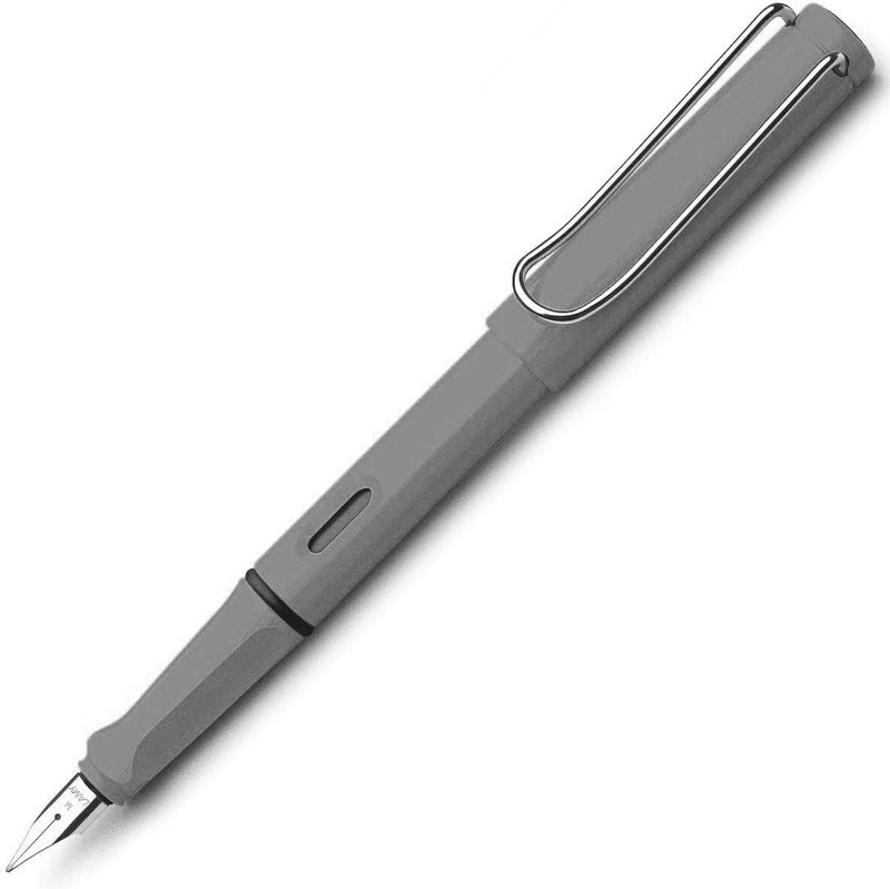 Lamy Safari Fountain Pen in Charcoal with Fine Point Nib - Image 4