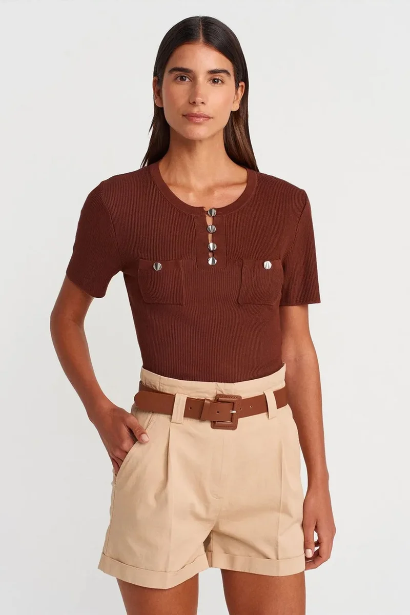 DILVIN Ribbed Knit Button-Detail Blouse
