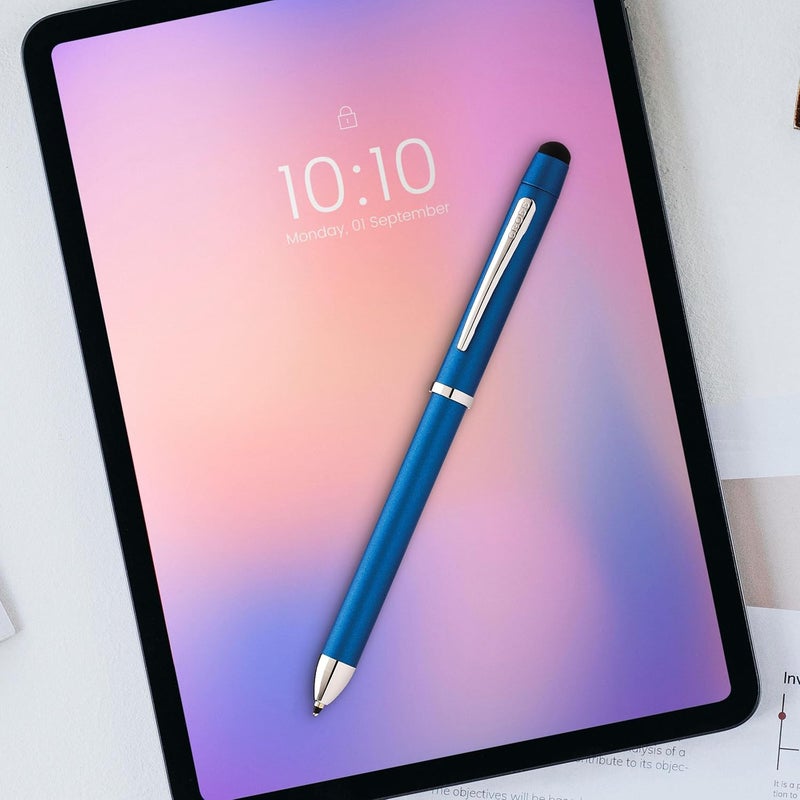 Cross تكنولوجيا 3+ قلم قابل لإعادة التعبئة مقدم في علبة هدايا فاخرة - نقطة متوسطة، حبر أسود، أزرق - Image 5