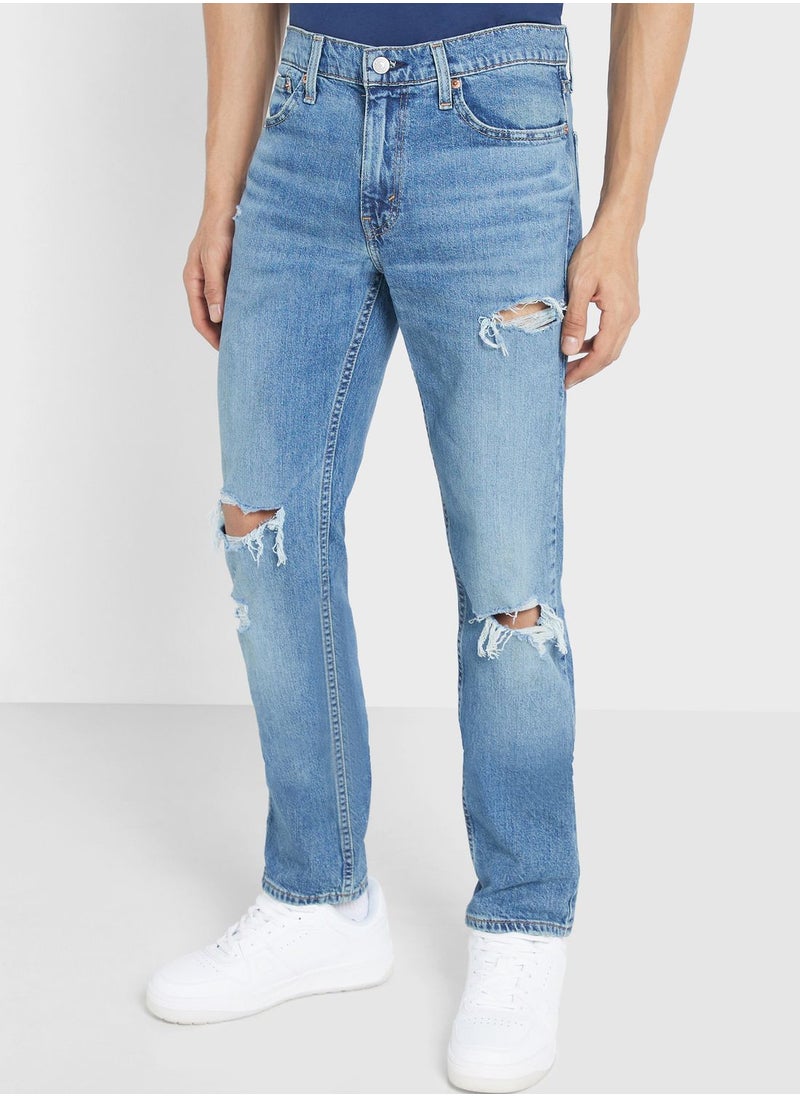 Levi's - Light Wash Relaxed Fit Jeans - Image 1