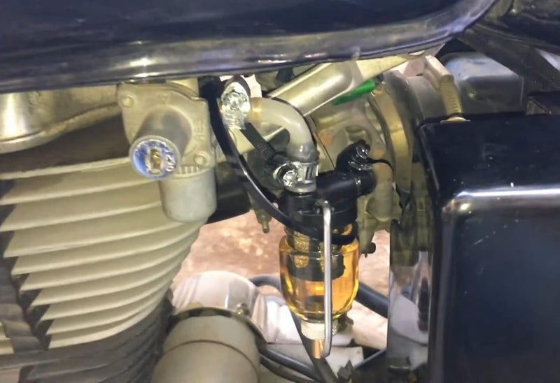 PA Universal Magnetic Glass Petrol Filter with Tube - Image 3