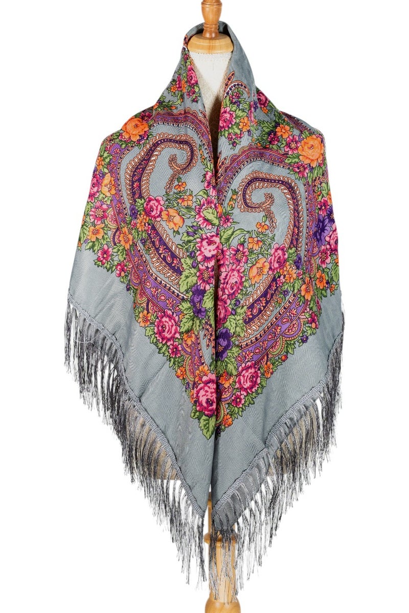 D'Daniela Izolda Women's Eastern European Cotton Tassel Shawl - Image 1