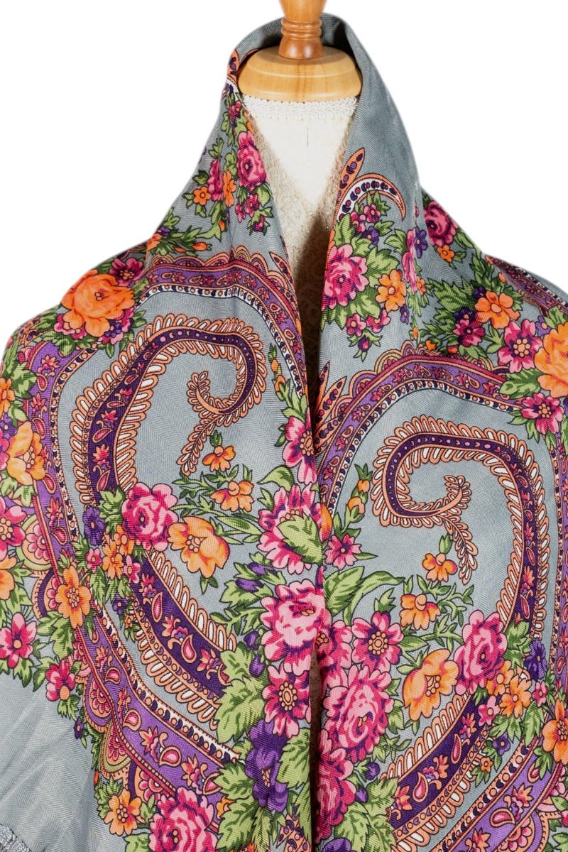 D'Daniela Izolda Women's Eastern European Cotton Tassel Shawl - Image 2