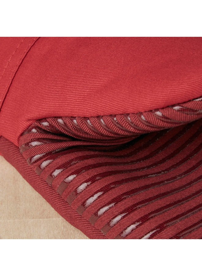 KitchenAid Beacon Two-Tone Non-Slip Mini Oven Mitt Set, Passion Red/Bordeaux, 5.5"x8", 2 Piece - Image 3