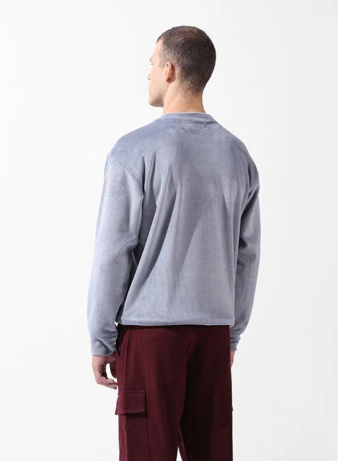 ذا انديان كراج كو Men Oversized Fit Self Design Crew Neck Full Sleeves Sweatshirt
