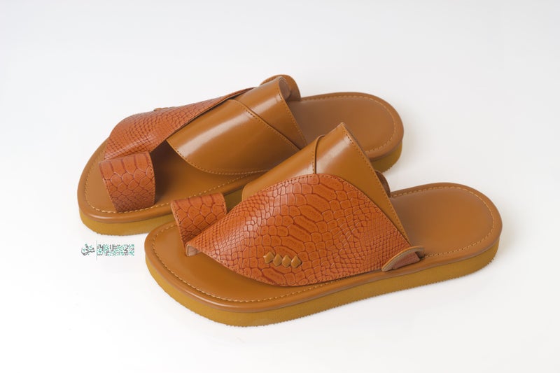 Eastern Sandal Zubairiya Naal | Made in Saudi Arabia | Camel Leather