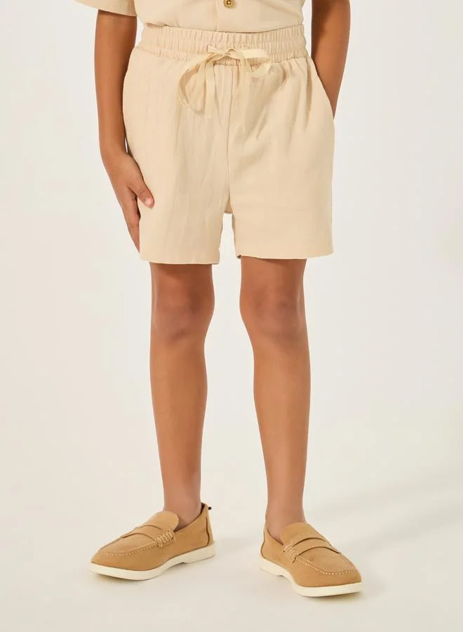 Styli Styli Buttoned Notch Collar Shirt and Shorts Set