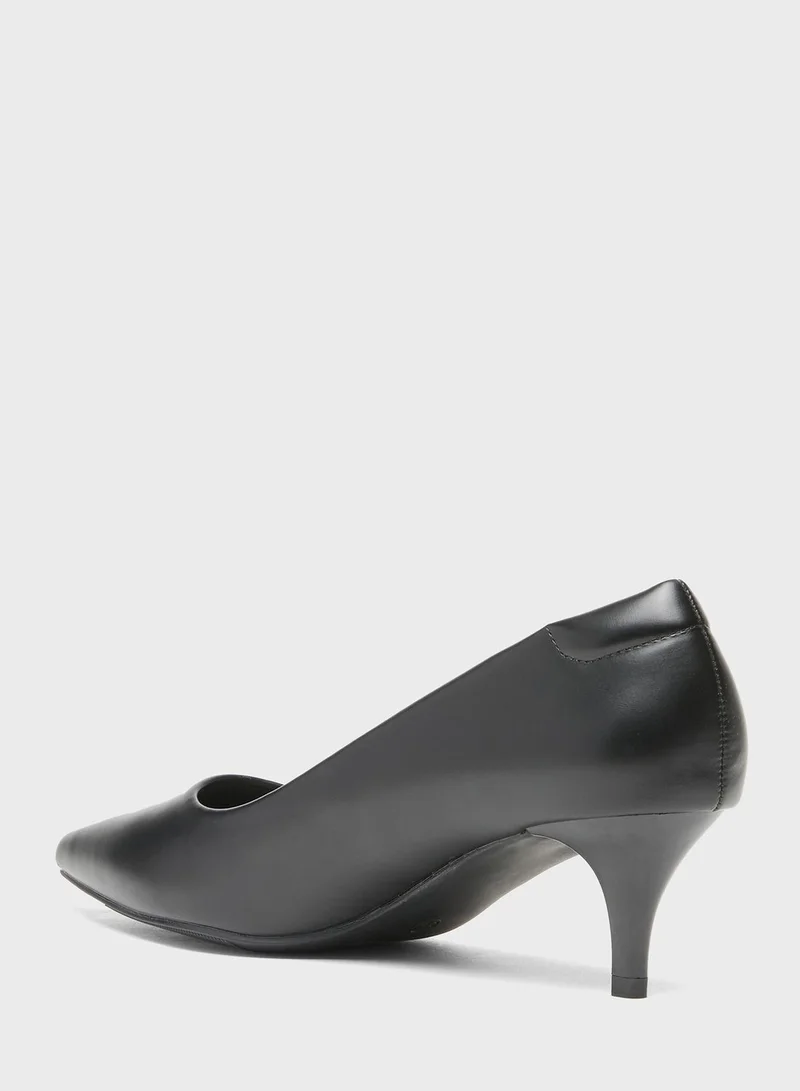 شو اكسبرس Pointed Toe Pumps