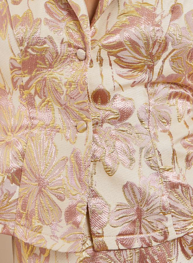 ستايلي بلوزة بياقة ليبل وتفاصيل زهور جاكار - Image 3