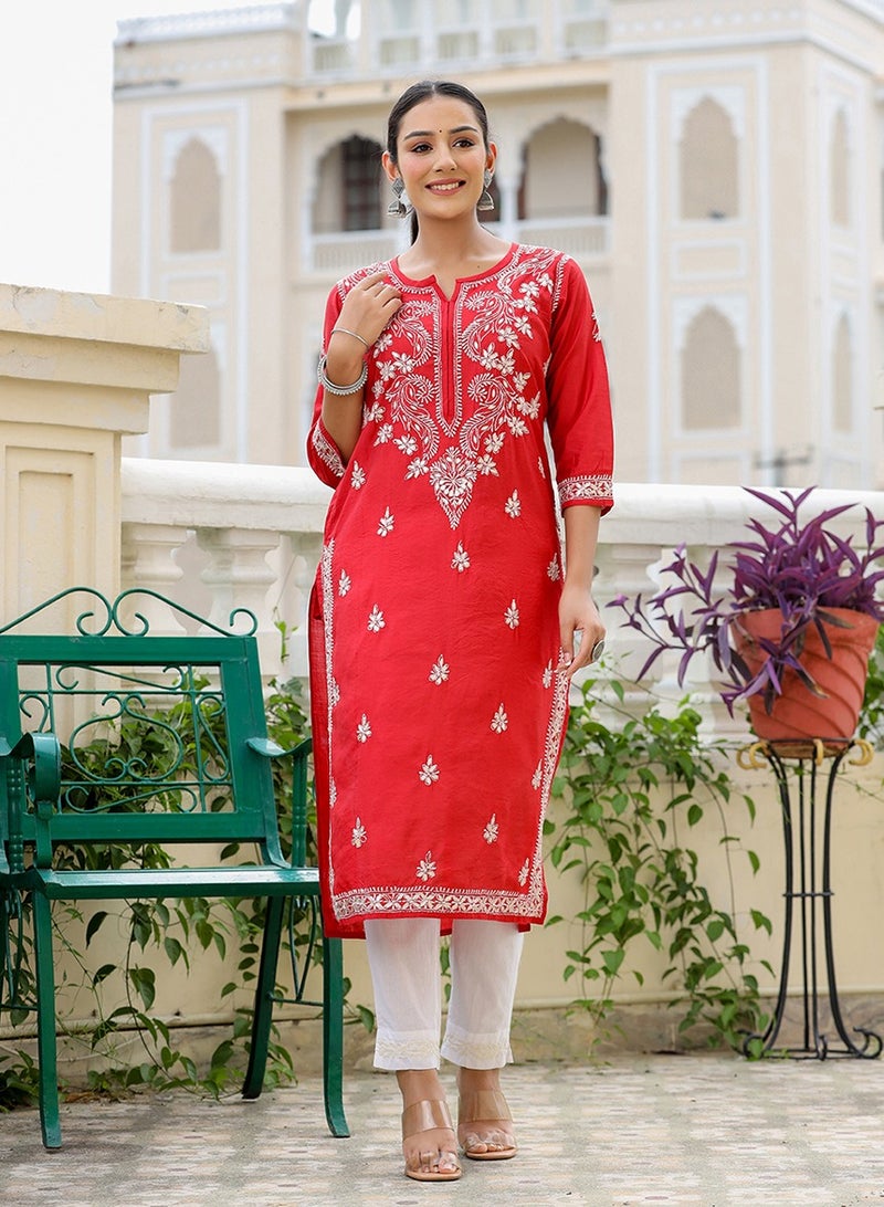 Swadesh Souq طقم كورتا وبنطال لوكنوي شيكانكاري أحمر – زي تقليدي مطرز يدويًا - Image 1