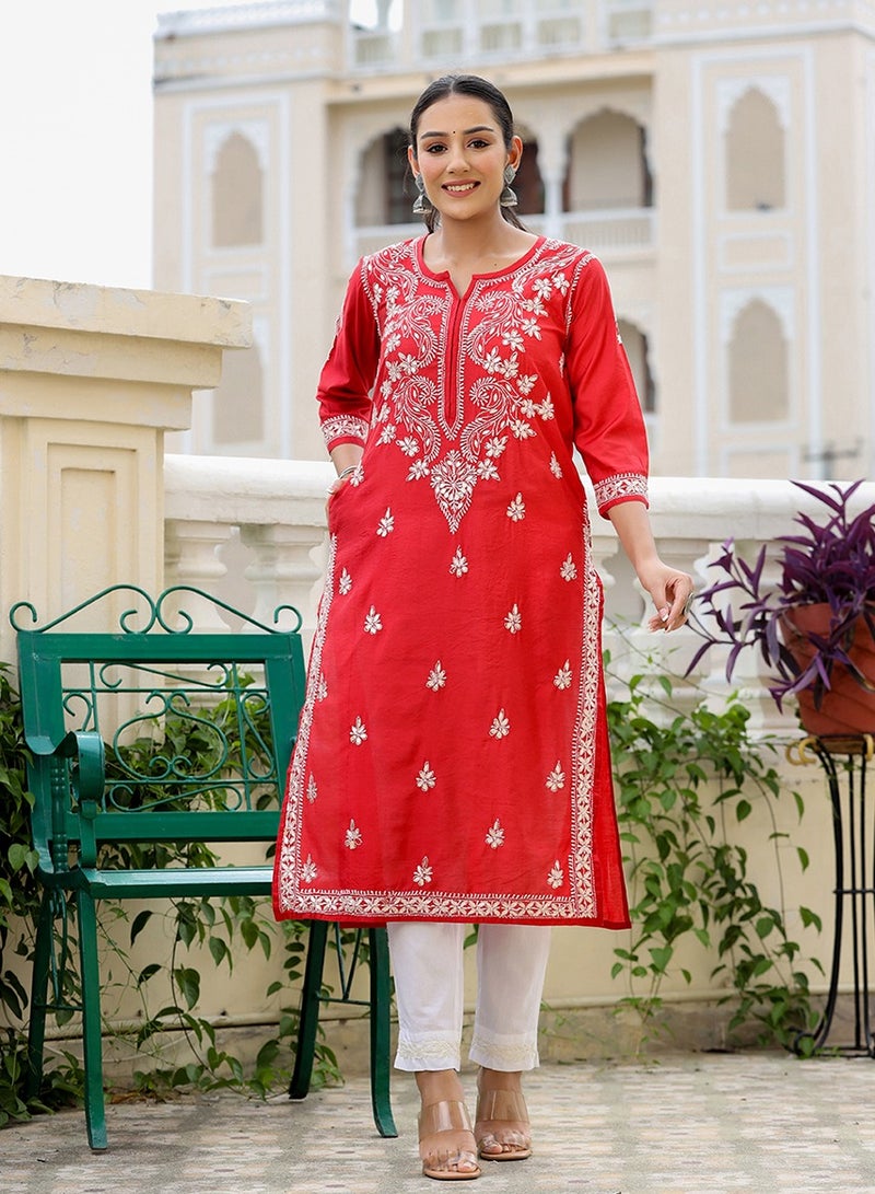 Swadesh Souq طقم كورتا وبنطال لوكنوي شيكانكاري أحمر – زي تقليدي مطرز يدويًا - Image 3