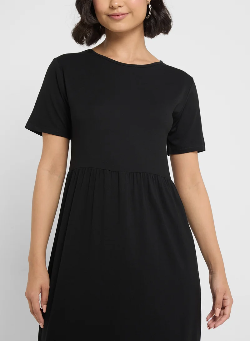 Ginger Basics Classic Black Midi Dress