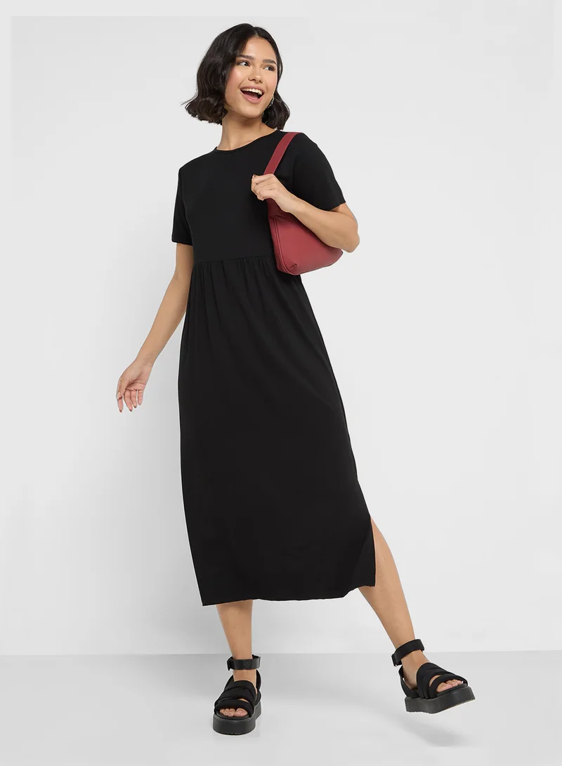 Ginger Basics Classic Black Midi Dress