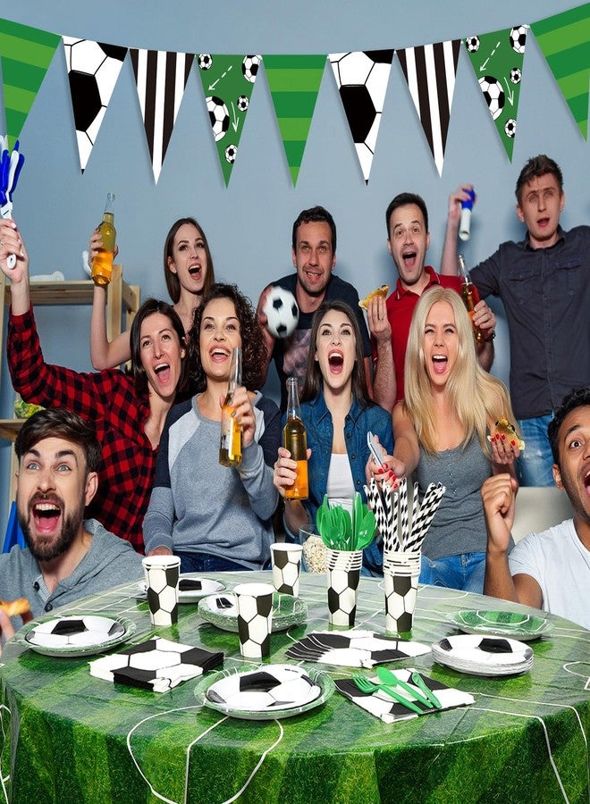 FillTouch مجموعة فيل تاتش المكونة من 195 قطعة من لوازم حفلات كرة القدم، تتضمن 24 طقم عشاء للاستخدام مرة واحدة، مزين برسومات كرة قدم، تشمل مفرش طاولة، أطباق ورقية، أكواب، مناديل، شوك بلاستيكية، سكاكين، ملاعق، ولافتة، مثالية لتزيين حفلات أعياد الميلاد الرياضية. - Image 5