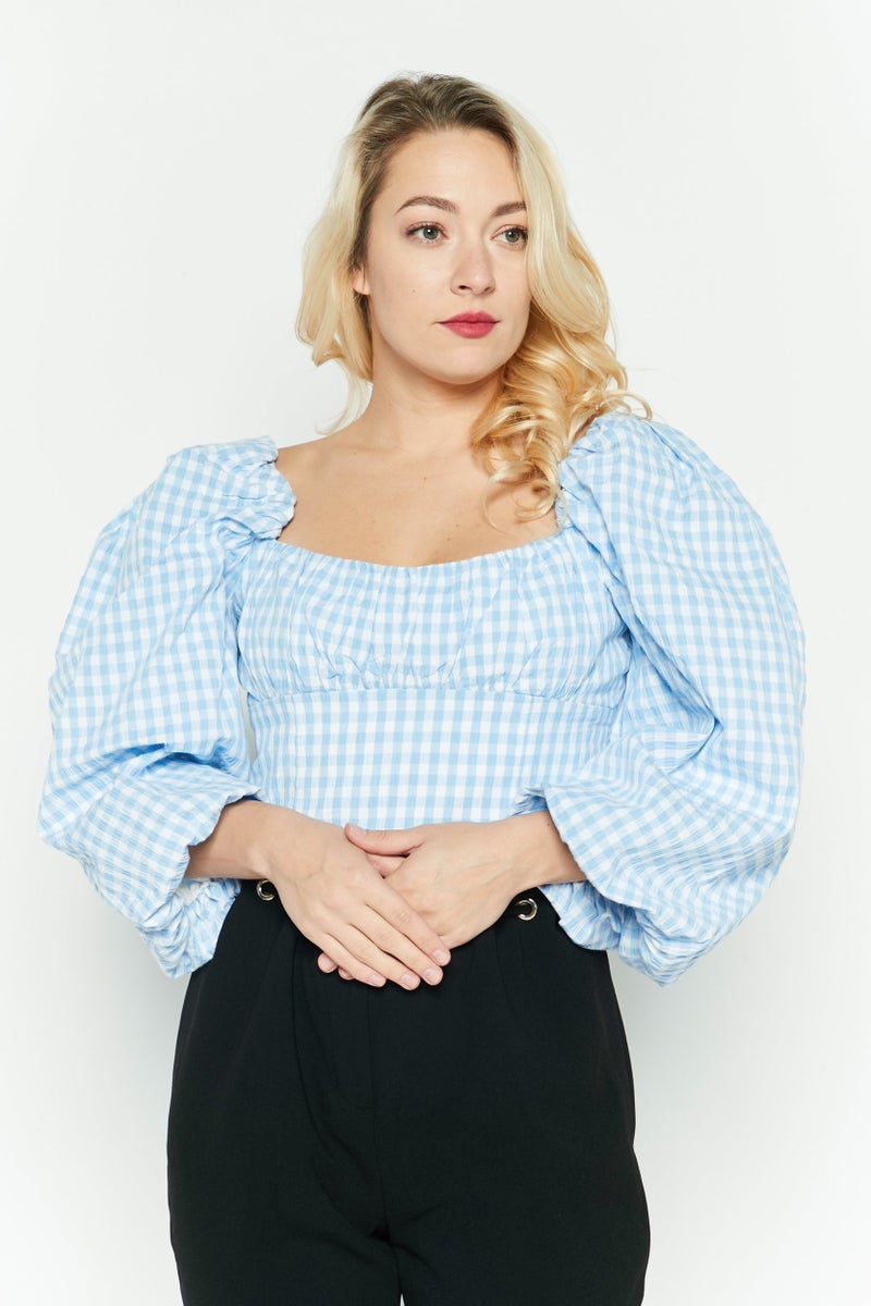 forever new بلوزة نسائية بأكمام منتفخة وياقة مربعة، مزخرفة بمربعات، زرقاء - Image 1