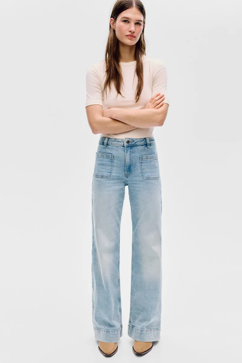 اتش اند ام جينز بخصر عالي وقصّة واسعة