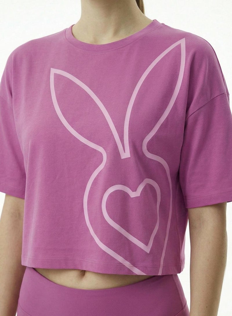 Cardio Bunny تي شيرت قصير مطبوع برسمة جرافيك للنساء بمقاس كبير مع أكتاف منخفضة - Image 5