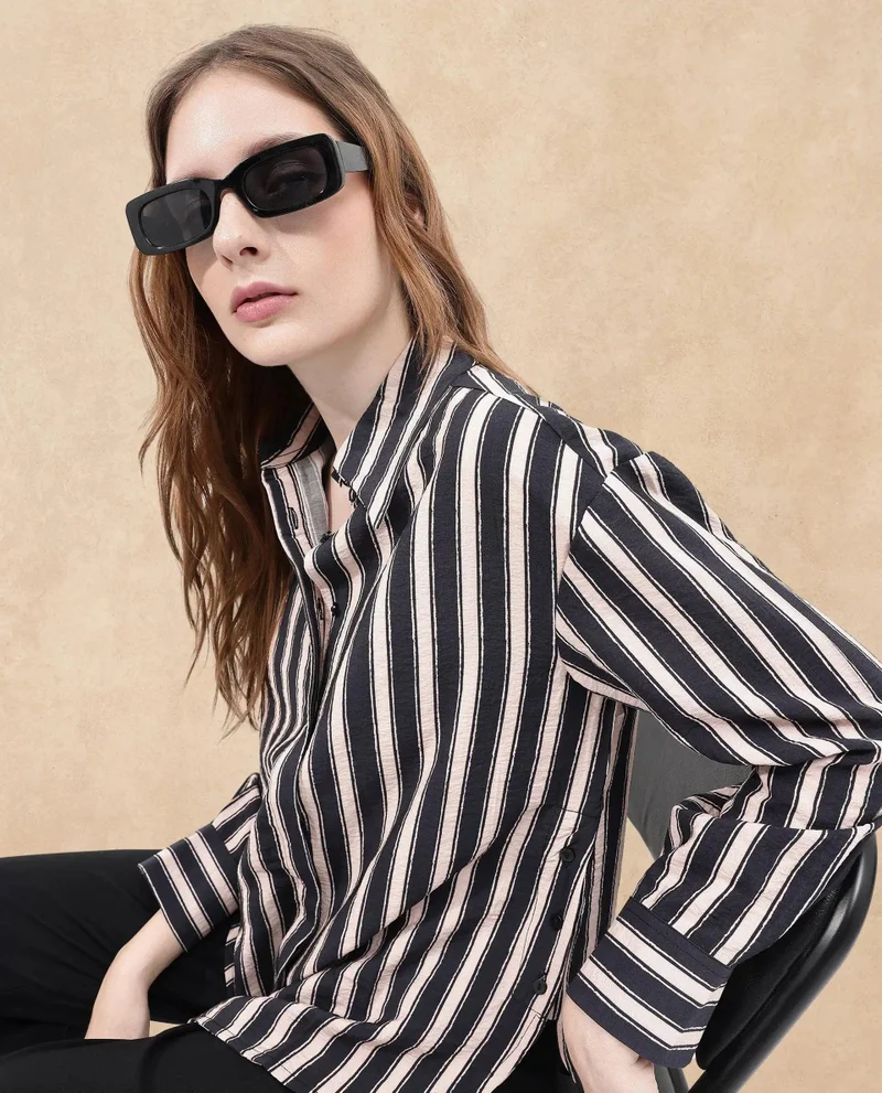 Rareism Women's Abstract Stripe Shirt In Black And Off-White