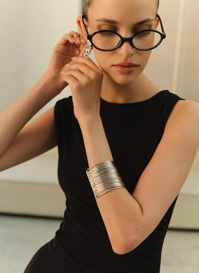 Bracelet of thin rings