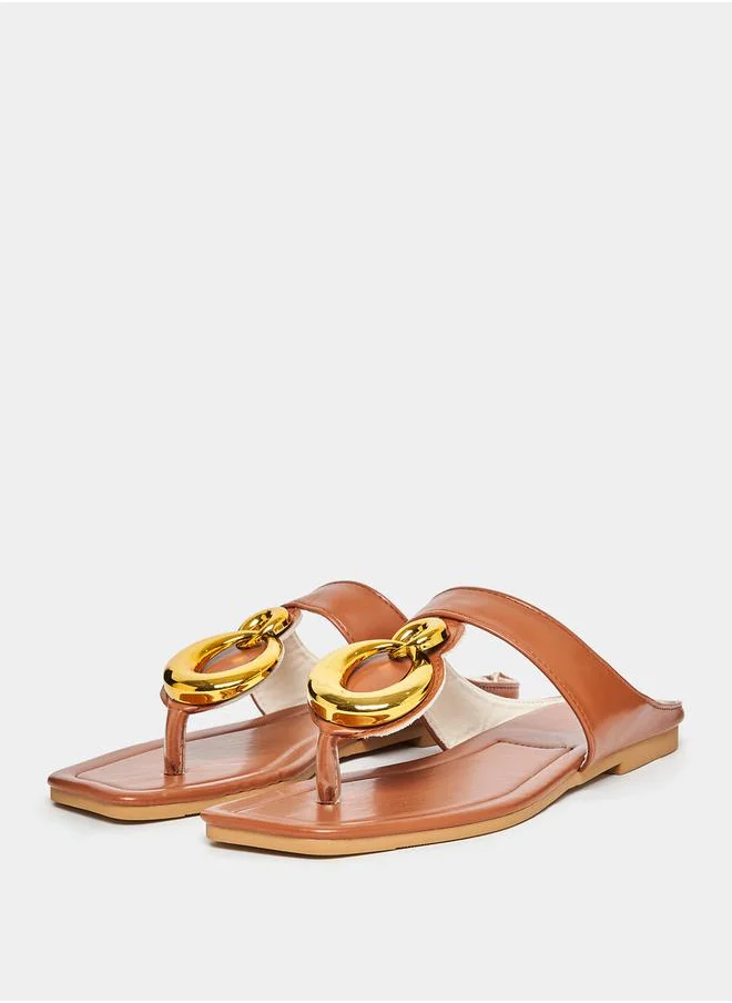 ستايلي Metal Trim Thong Flat Sandals