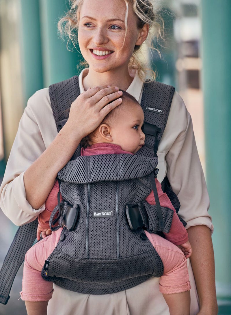 BABYBJORN Baby 3D Mesh Carrier One Air Anthracite Black - Image 3