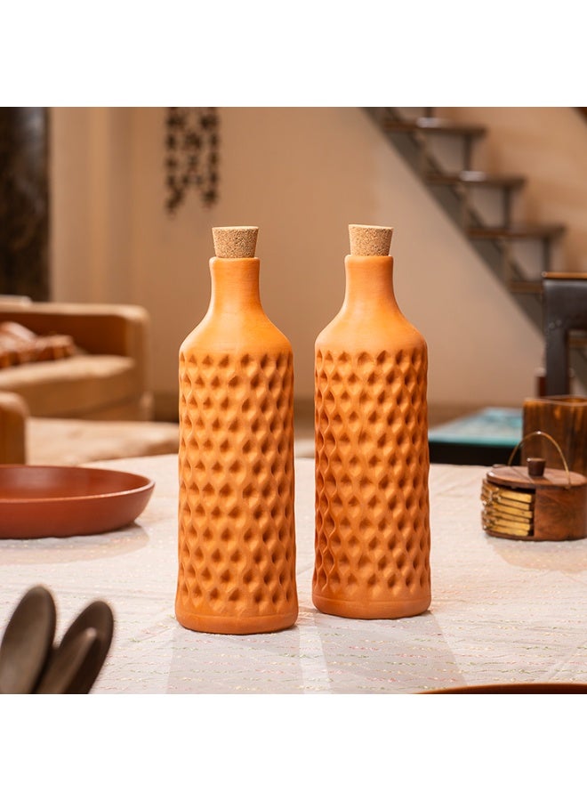 ارك زجاجة ARK من الطين الحراري بنمط شبكي ماسي سعة 1000 مل - زجاجة مياه مصنوعة يدويًا من الطين مع غطاء من الفلين - Image 4