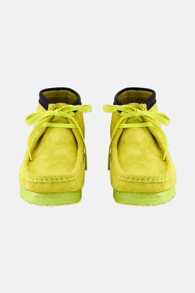 clarks أحذية كاحل وولابي قياسية للرجال، لون ليموني أصفر - Image 2