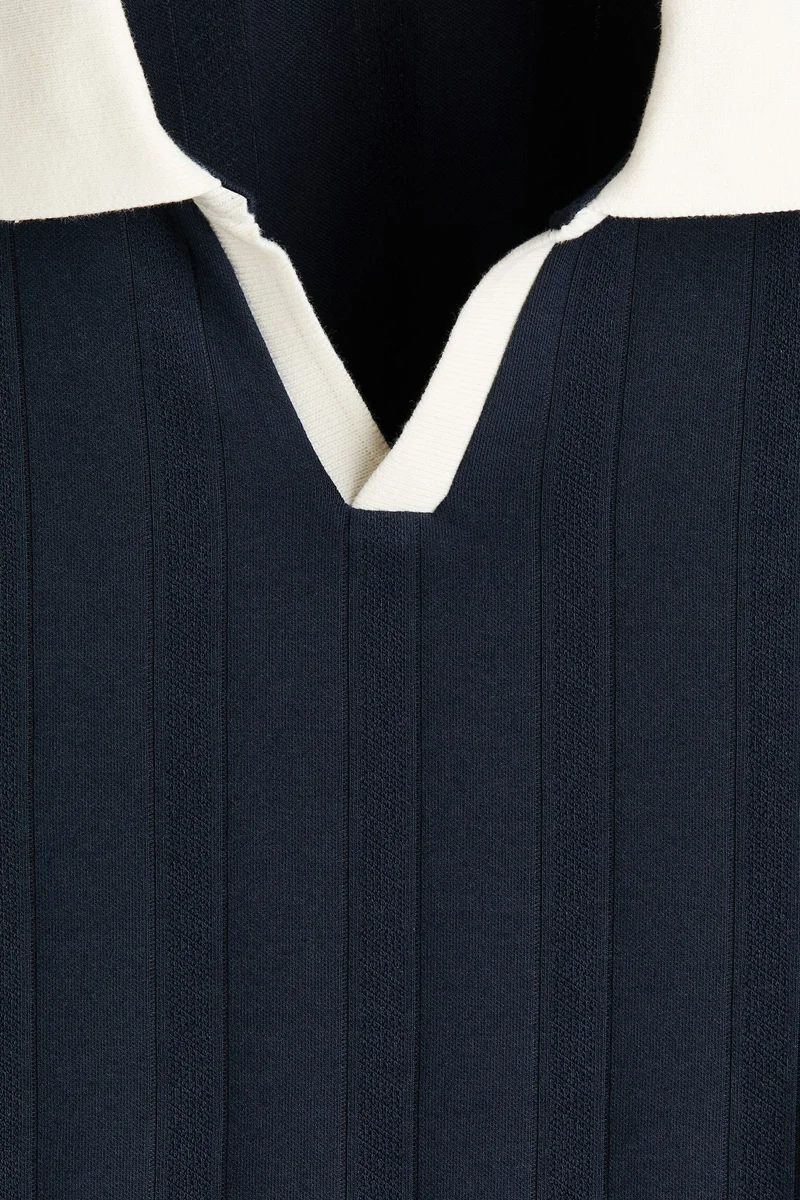 H&M  Relaxed Fit Textured-knit polo shirt for Men | Best Price UAE