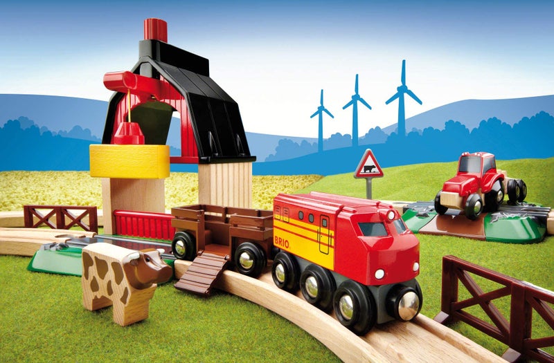 BRIO World Farm Railway Set - 20-Piece FSC-Certified Wood Train Set & Accessories - Works with All BRIO Wooden Railway Sets - Includes Barn, Tractor, Hay Crane, Tracks & More - Fun for Kids Ages 3+ - Image 4