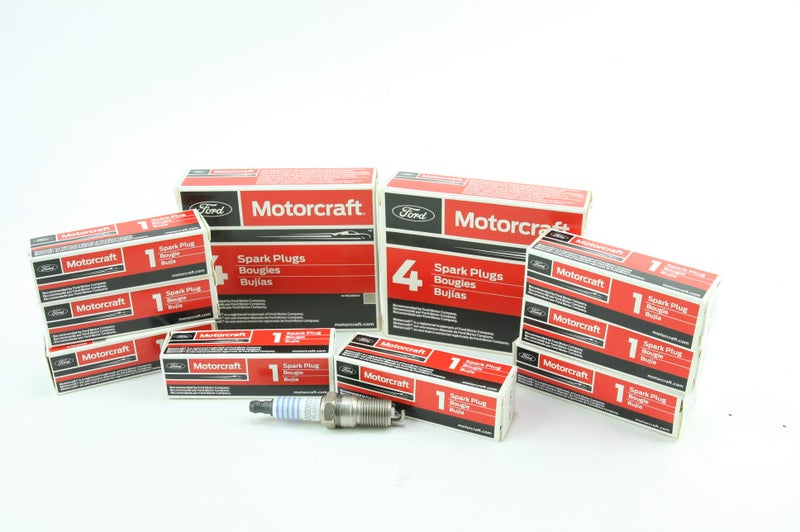 Motorcraft Pack of 8 Genuine Motorcraft Spark Plug SP-493 AGSF32PM - Image 1
