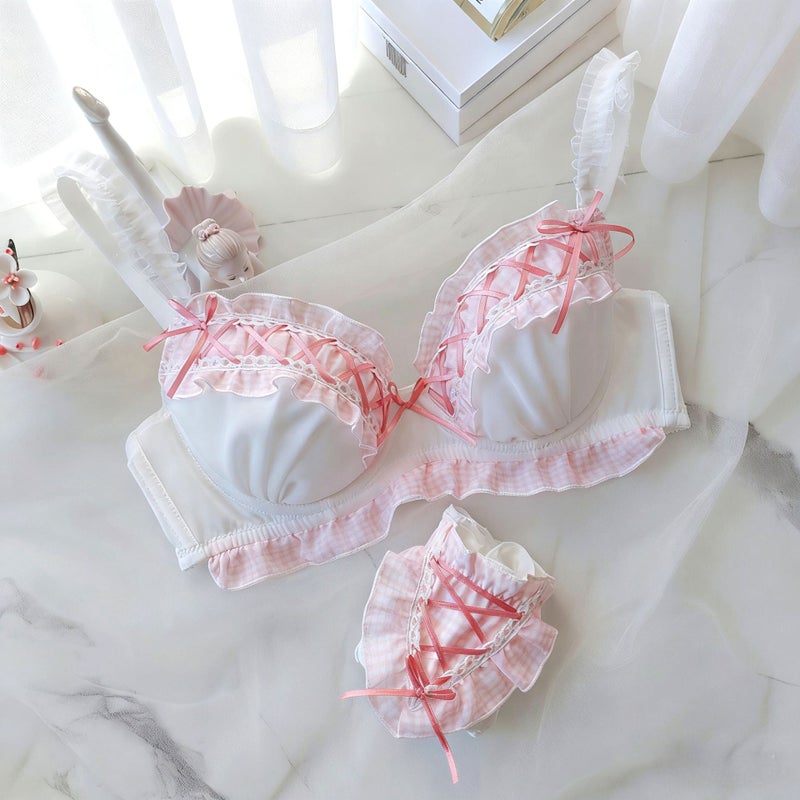 Women's Plaid Print Underwire Bra Set with Ruffle Detail and Adjustable Fit