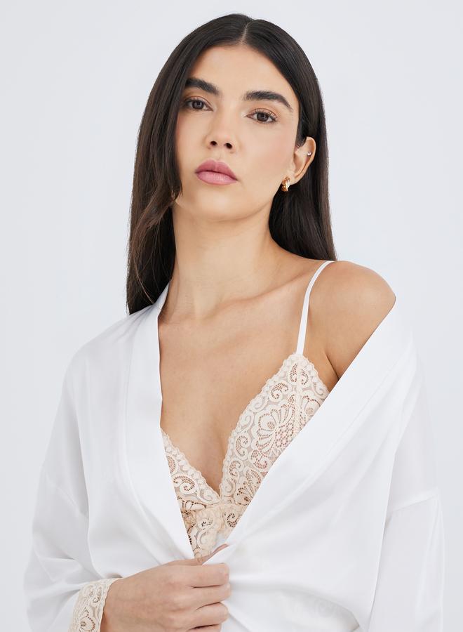 Styli Contrast Lace Detail Slip Dress and Robe Set - Image 4