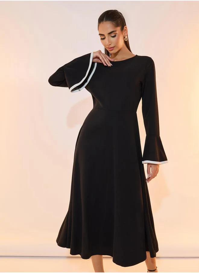 Styli Contrast Bell Sleeves A-Line Midi Dress