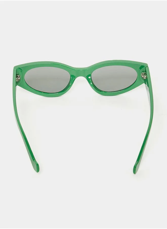 ستايلي Full Rim Trendy Oval Sunglasses