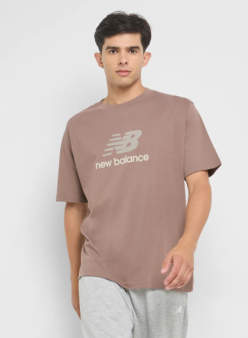 نيو بالانس Athletics Logo T-Shirt