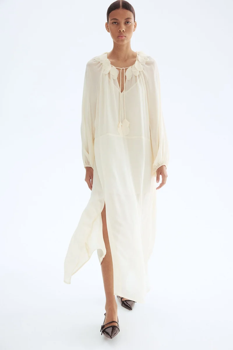 اتش اند ام فستان طويل من الشيفون