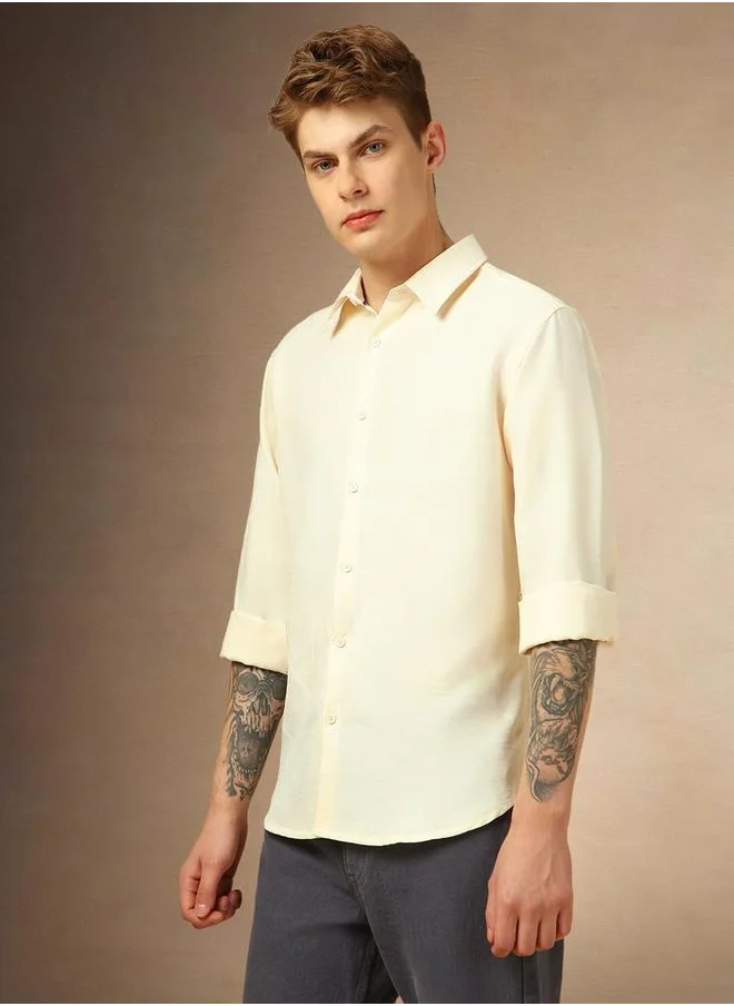 دينيس لينغو Solid Relaxed Fit Spread Collar Shirt by Styli