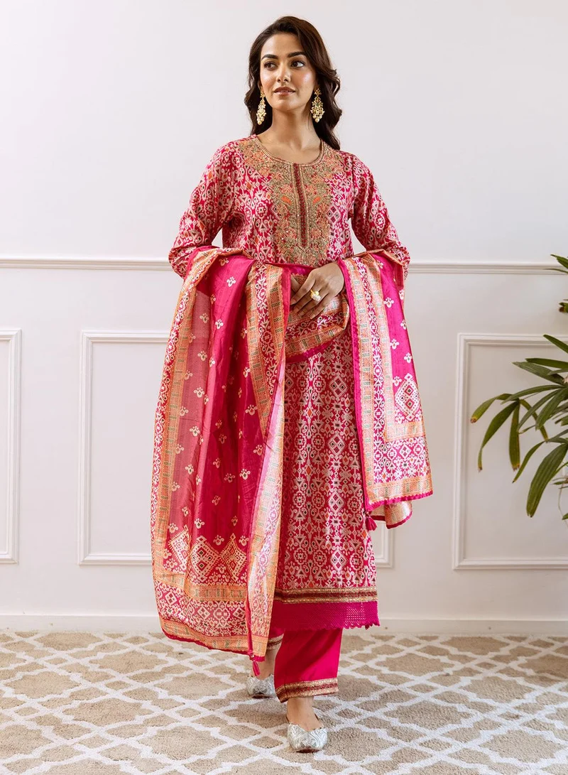 آي شين Women's Pink 100% Cotton Printed Straight Fit Kurta Set