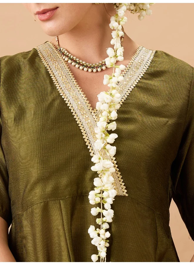 جلو باص Women Olive Green V-Neck Lace Detailing Anarkali Kurta With Straight Pant Festive Set