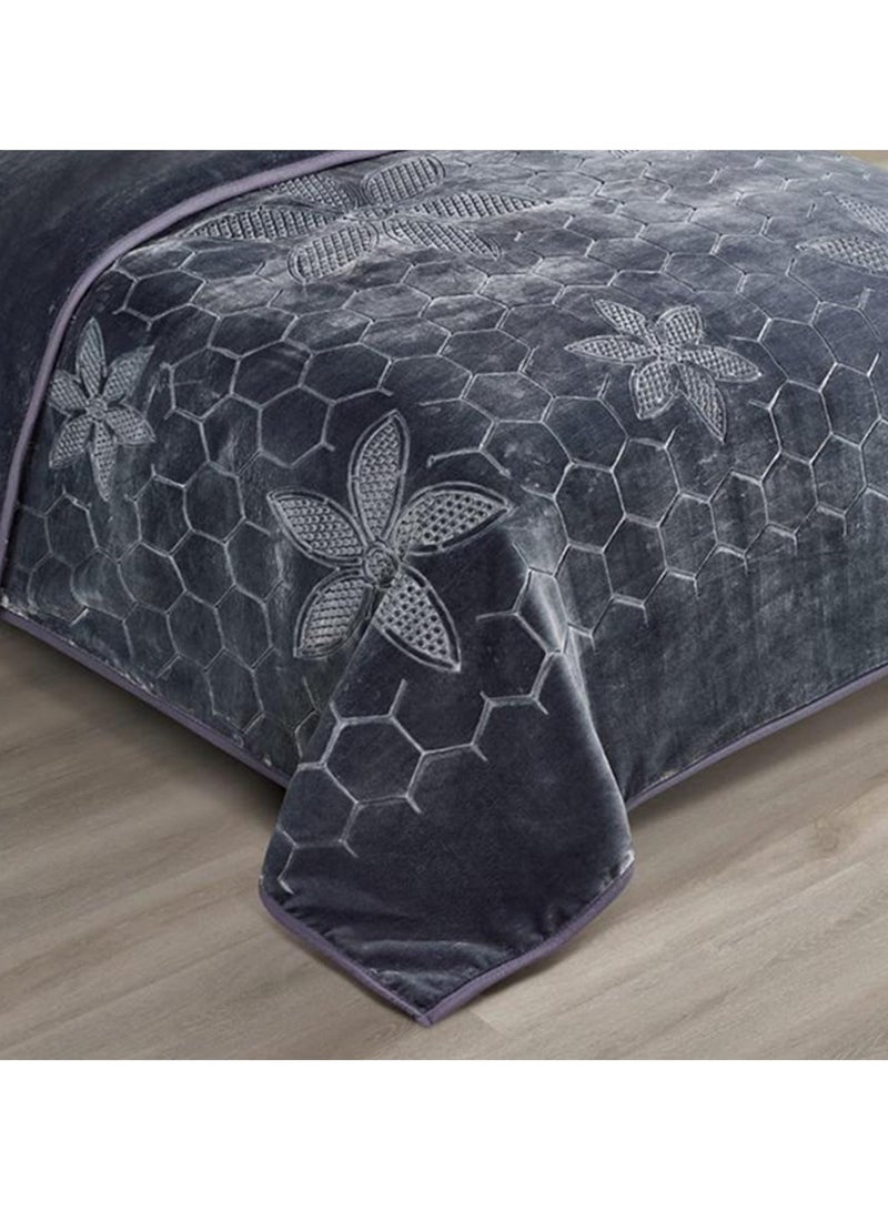 Xi Duo Duo Two-piece winter blanket, 6 kg, plain engraved, with a super soft texture, size 200 x 240 cm - gray - Image 2