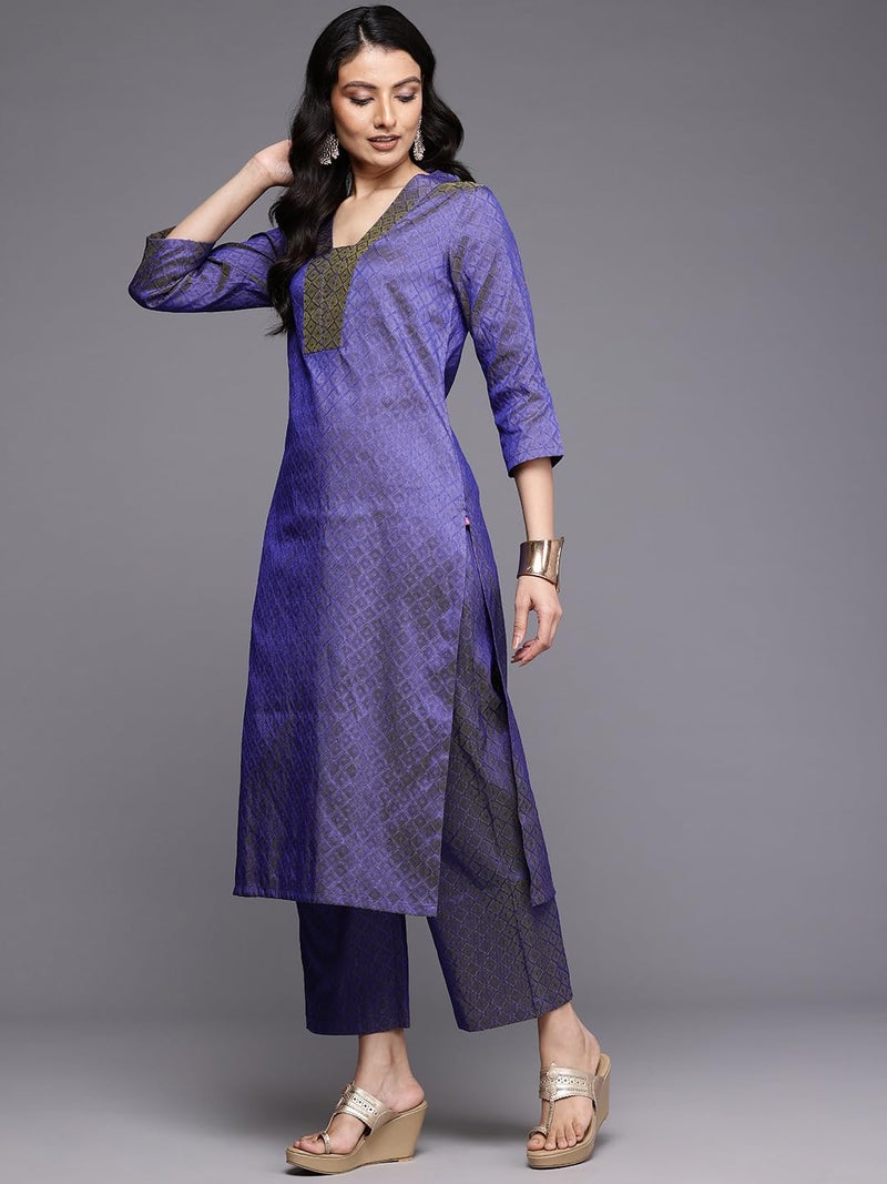 VARANGA Women Blue Jacquard V Neck Kurta With Bottom And Dupatta - Image 2
