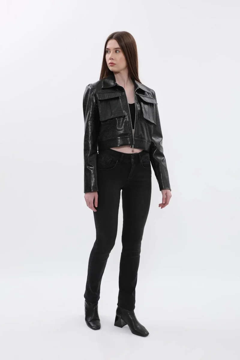 Banny Jeans Women's Double Button Black Straight Jeans