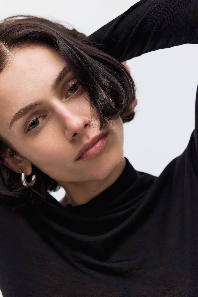 H&M One-shoulder wool top