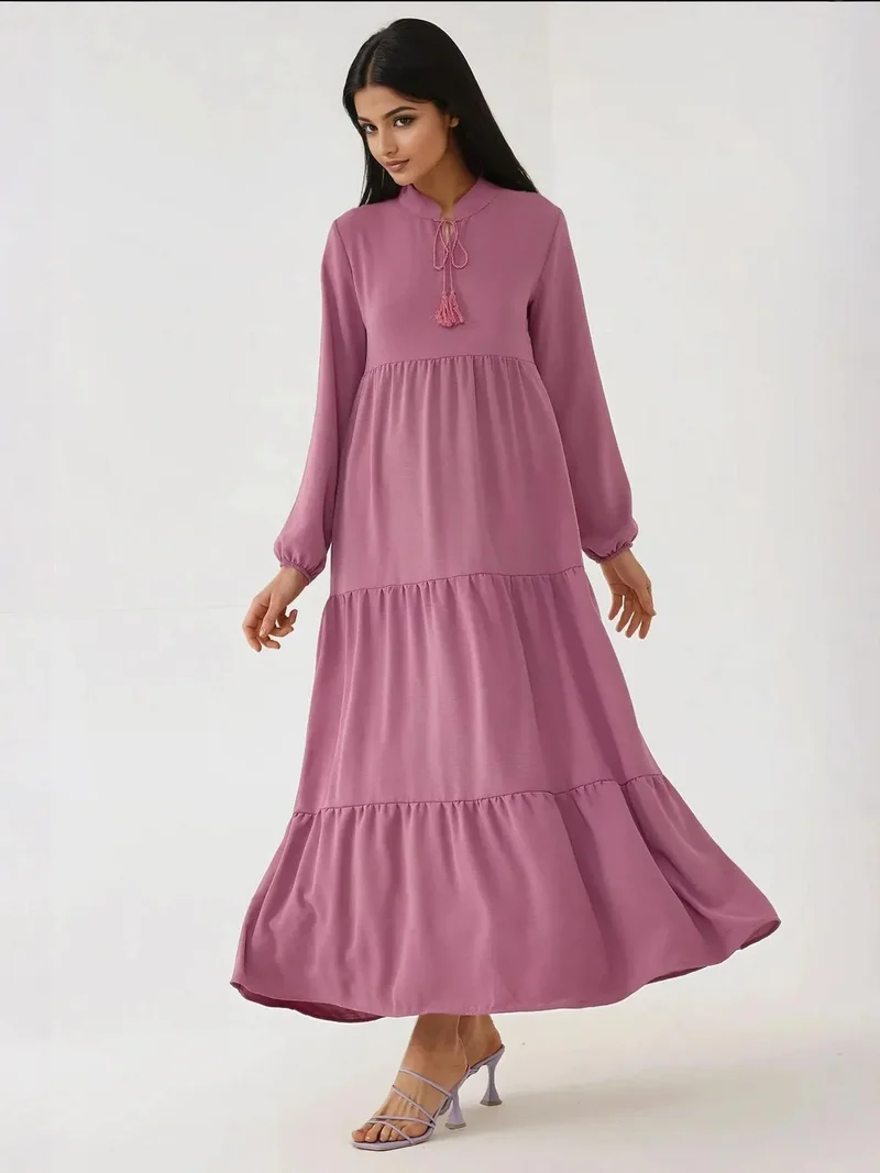 زوبعة فستان ماكسي طويل بأكمام طويلة وياقة دائرية بنقوش