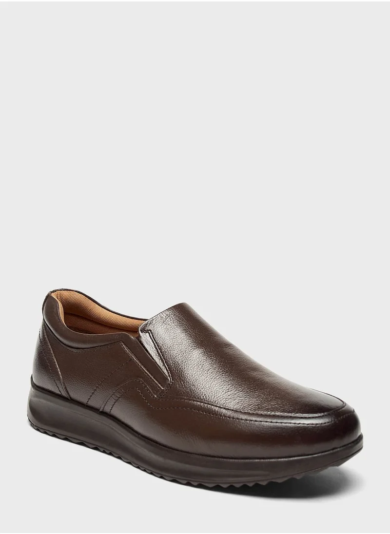 ال بي ال من شو اكسبرس Casual Slip Ons Shoes