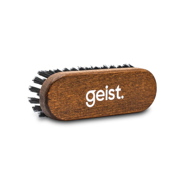 Geist. Leather & Upholstery Cleaning Brush Medium | To clean car seats, leather sofas, and alcantara | For car interiors, furniture, boots, shoes, bags and more - Image 1