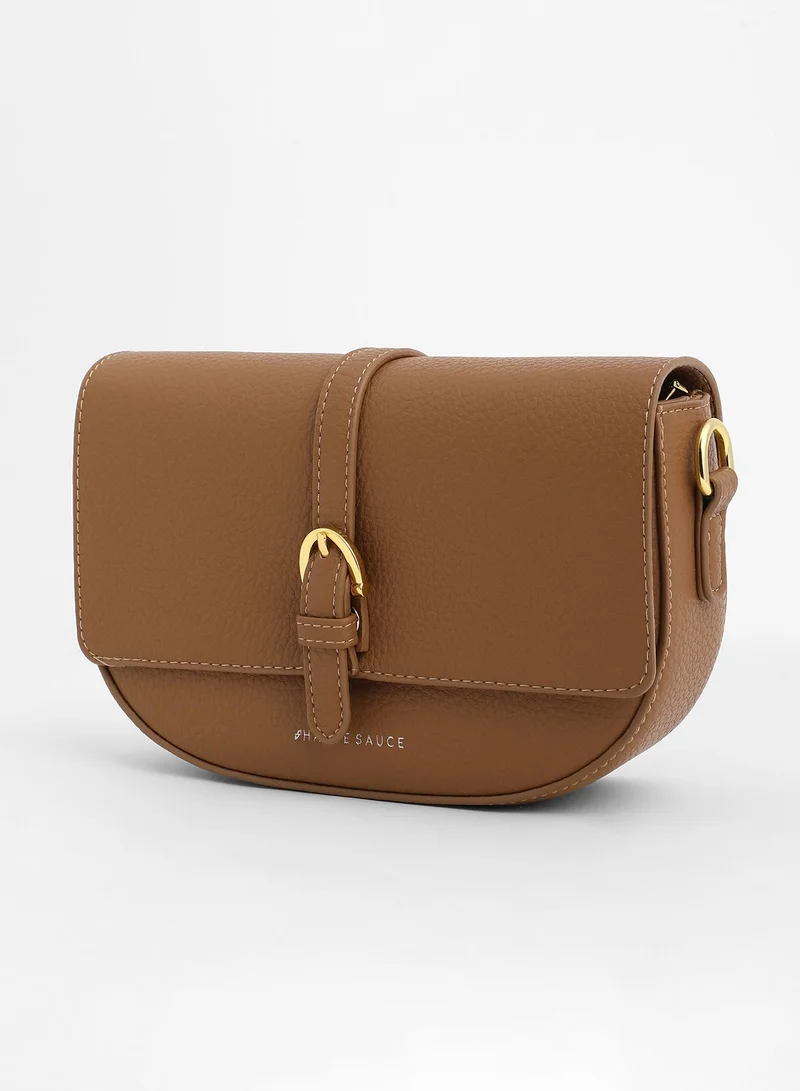 Haute Sauce Solid Magnet Lock Regular Vegan Leather Hand Bag For Women