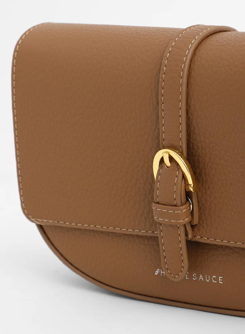 Haute Sauce Solid Magnet Lock Regular Vegan Leather Hand Bag For Women