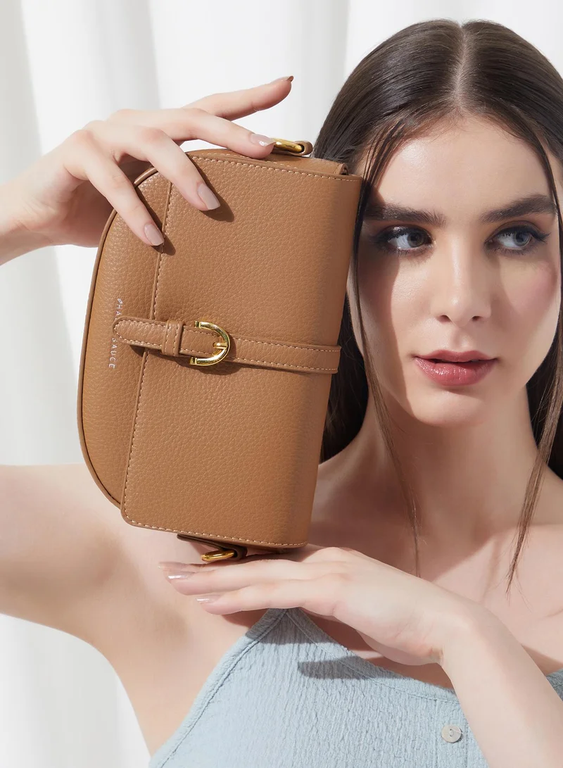 Haute Sauce Solid Magnet Lock Regular Vegan Leather Hand Bag For Women