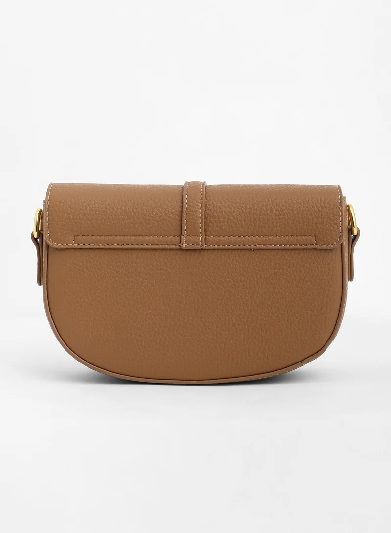 Haute Sauce Solid Magnet Lock Regular Vegan Leather Hand Bag For Women